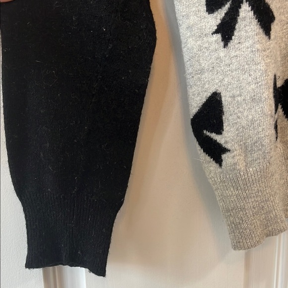 J. Crew Gray and Black Crew Neck Wool Blend Sweater with Bow Pattern - Size S - Picture 3 of 16